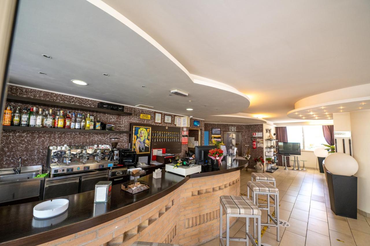 Di Matteo Hotel 阿布鲁齐的罗塞托 外观 照片